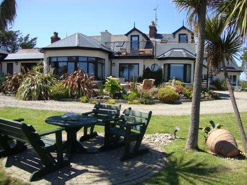 www.cliffordhouse.ie