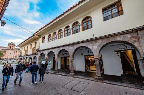 www.hostal-peregrino.com
