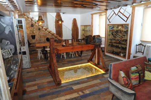 www.hostel-otorneiro.com