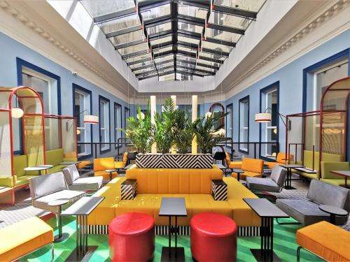 www.netizenhostels.com