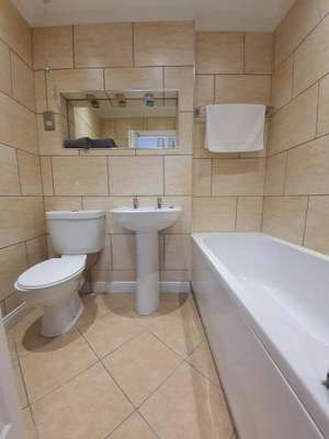 www.charnwoodlodge.com