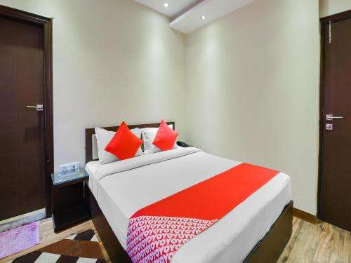 www.cedarcourtindia.com