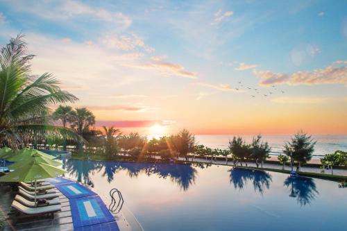 www.carmelinaresort.com