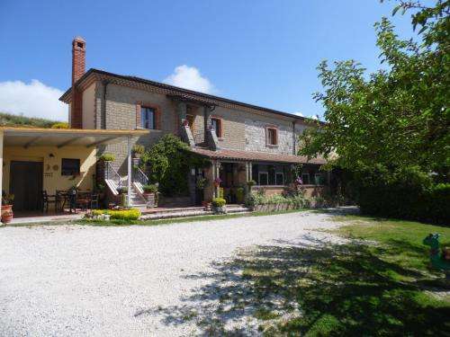 www.agriturismocastello.it