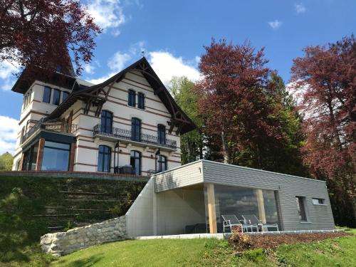www.manoirdeloseliere.ch