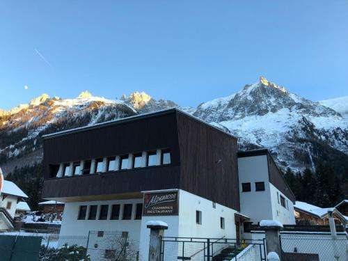 www.chamonix-alpenrose.com