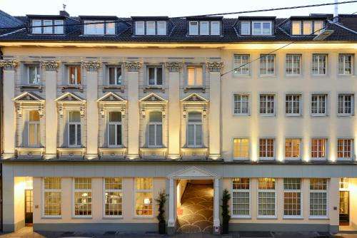 www.apartmenthaus-hohestrasse.de