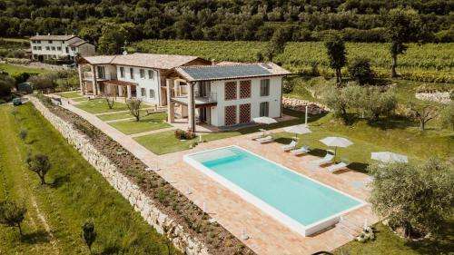 www.casaoliviapartments.com