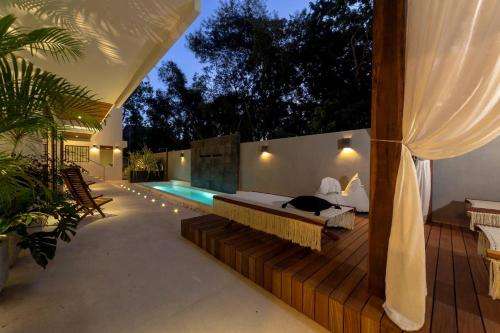 www.elbrujotulum.com