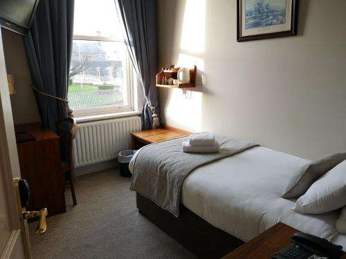 www.glengathouse.com