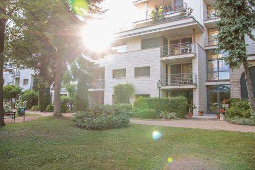 www.thebluedeckapartman.hu