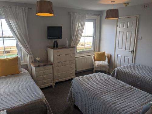 www.aquabayhernebay.com