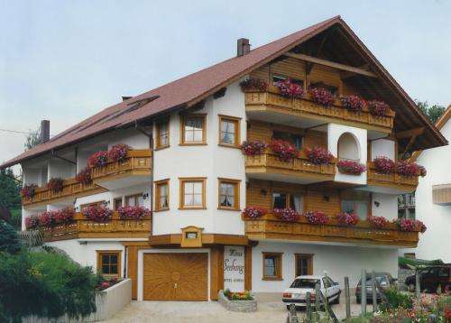 www.hotel-haus-seehang.de
