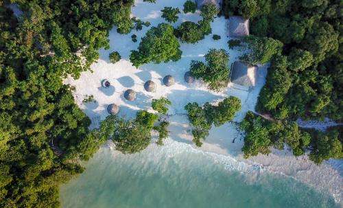 www.pearlbeachzanzibar.com
