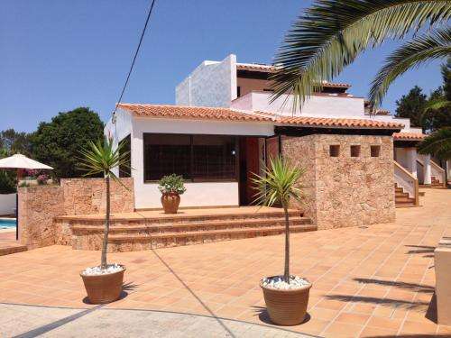 www.apartamentsblaumar.es
