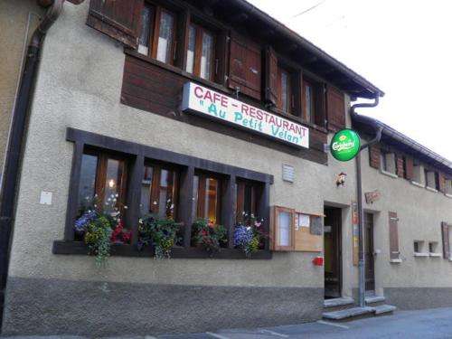 www.petitvelan.ch