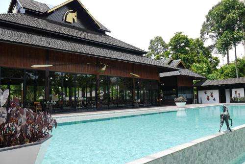 www.phumontraresort.com
