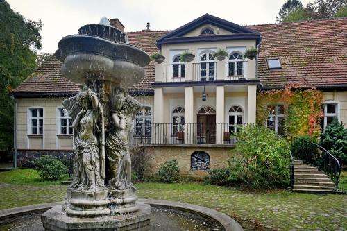 www.cichydwor.pl