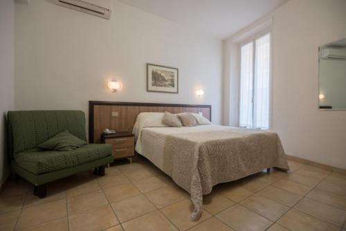 www.residencesantodomingo.it