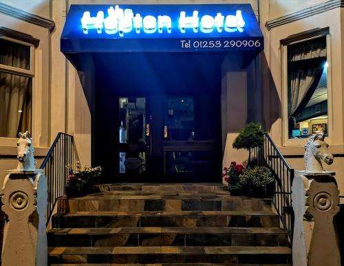 www.thehoptonhotel.com