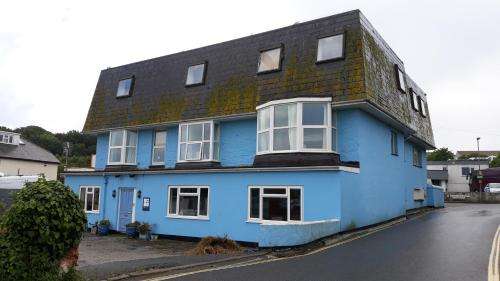 www.blueroomhostel.co.uk