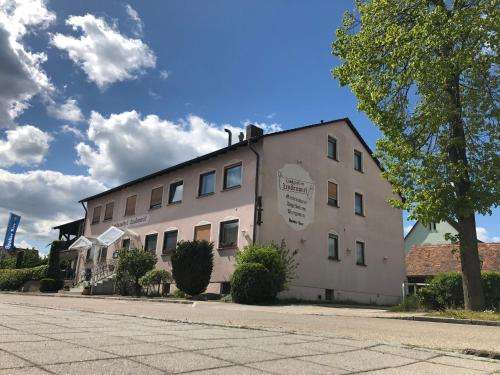 www.zum-lindenwirt.de