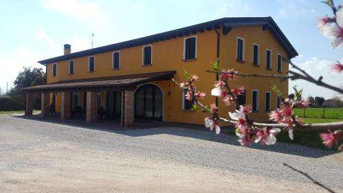 www.borgoborromeo.it