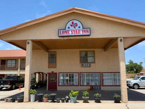 www.lonestarinnvernontx.com