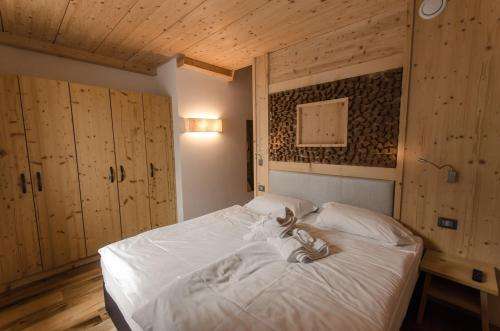 www.rifugipassotonale.it