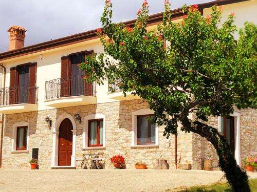 www.casalecerere.it