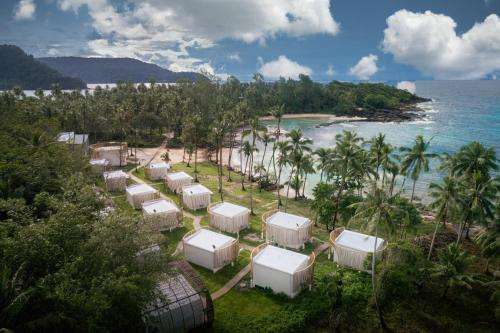 www.hideoutkohkood.com