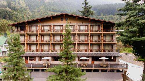 www.alokaresortmanali.com