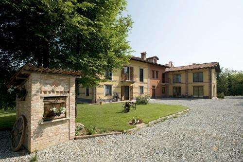 www.cascinamonchiero.com