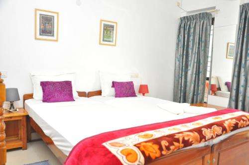 www.jasminepalacekovalam.com