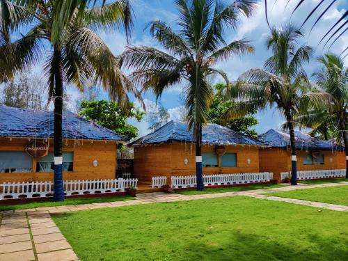 www.hibishotelsandresorts.com