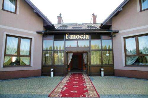 www.restauracja-emocja.pl