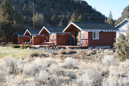 www.crookedriverranchcabins.com