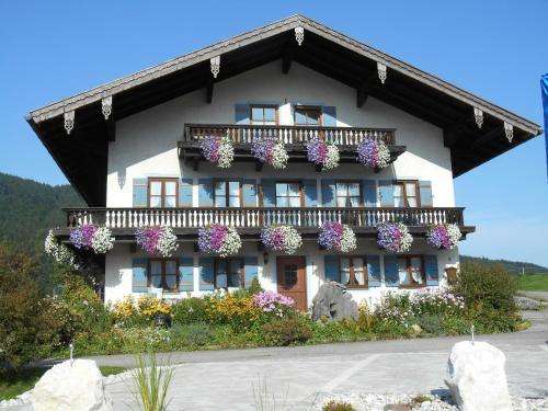www.matheishof-ruhpolding.de