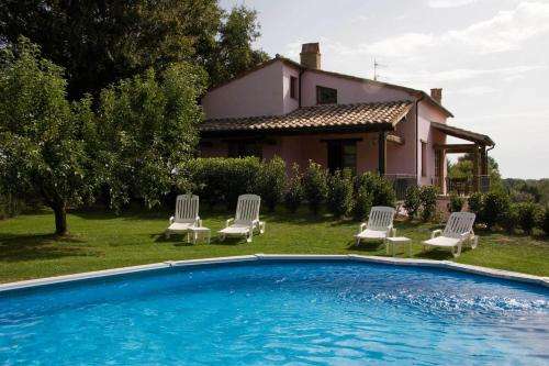 www.ilciliegio-sorano.com