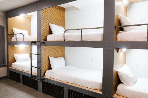 www.cwtsh-hostel.co.uk
