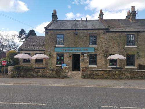 www.theredwellinn.uk