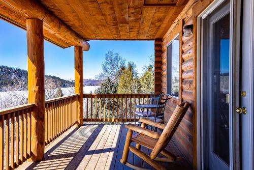 www.halfmoonlakelodge.com