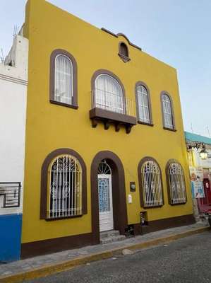 www.hostelmonterrey.com