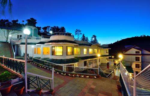 www.galleuresort.com