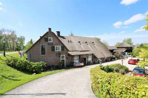 www.herbergdelingehoeve.nl