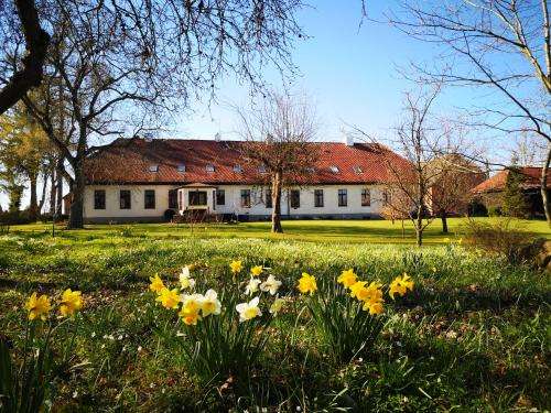 www.folwark-goscinodwor.pl