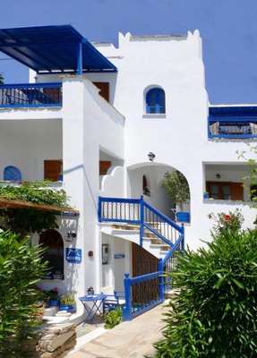www.fi-naxos.com