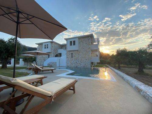 www.luminousluxuryapartments.com