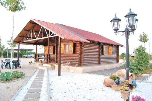 www.casasruralesvillapereza.com