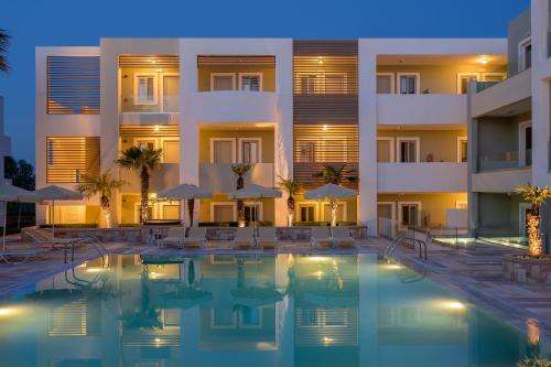www.mythoshotelapartments.com